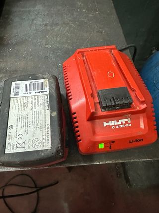 Cargador Hilti C 4/36-90 y Batería B22 5.2