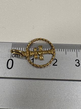 Colgante oro ,cruz Caravaca