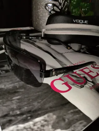 Gafas de sol Vogue Mujer Negras