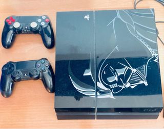 PS4 Star Wars + 5 juegos y 2 mandos
