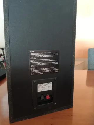 Altavoces Sony APM-700