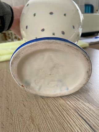 Jarrón de porcelana con asas