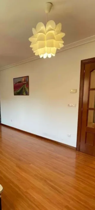 Lámpara colgante blanca diseño floral