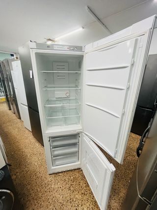 Nevera Lynx 185cm Alto con Garantía