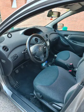 Toyota Yaris 2005