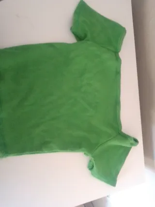 Camiseta verde de manga corta