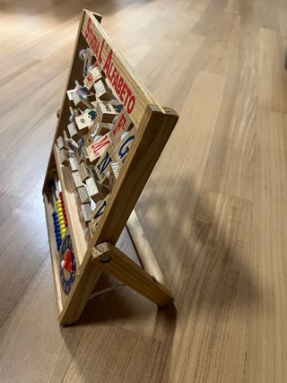 Alfabetiere in legno con pallottoliere e orologio