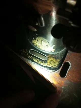 Máquina de coser Singer antigua