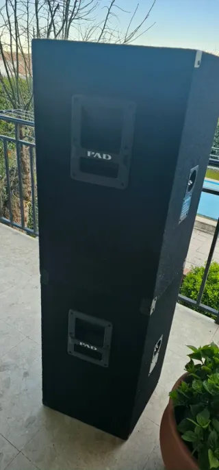 Altavoces PAD Negros