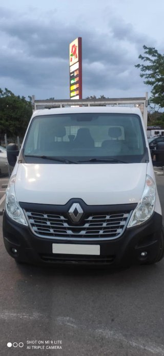 Renault Master Chasis Cabina con CAJA ABIERTA 2.3