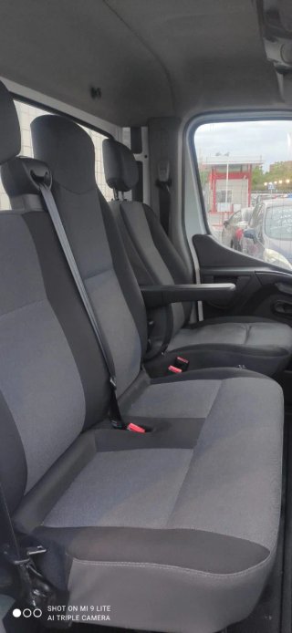 Renault Master Chasis Cabina con CAJA ABIERTA 2.3