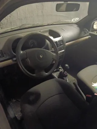 Renault clio Renault Clio 1.2 2002