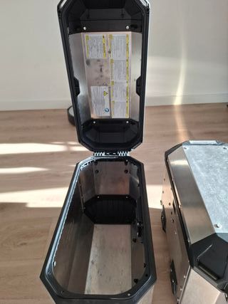 Maletas Moto Givi Trekker Alaska 36L (Par)