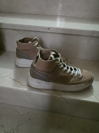 Zapatillas altas beige