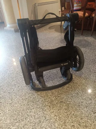 Seggiolino e ovetto Jané Moom