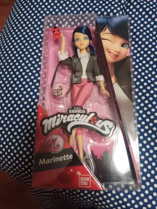Muñeca Marinette Miraculous Ladybug