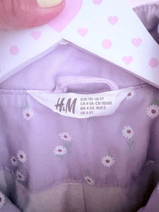 Chaqueta niña lila con capucha