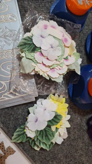 Lote Scrapbooking: Mariposas, Marcos y Más