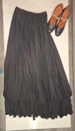 Falda larga negra con volantes Zapatos 37