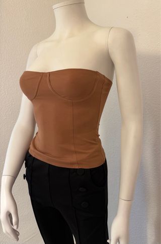 Top palabra de honor Zara marrón