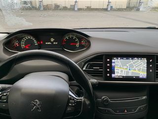 Peugeot 308 2016