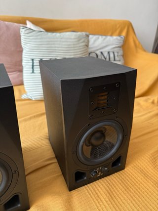Altavoces Adam A5X (pareja)