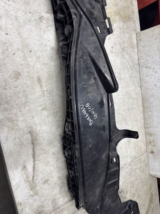 Reposapiés Izquierdo Suzuki Burgman 400 2008