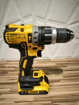 Taladro Percutor Dewalt DCD796D2