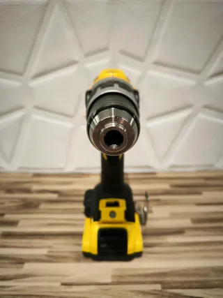 Taladro Percutor Dewalt DCD796D2