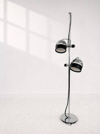LAMPADA DA TERRA DI J.M. MAGEM PER MADOM