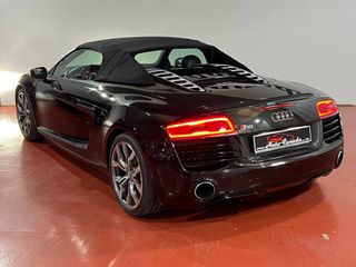Audi R8 Spyder 4.2 FSI quattro S tronic