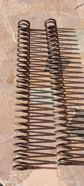 Muelles KTM 470x42x32 4.2Nw