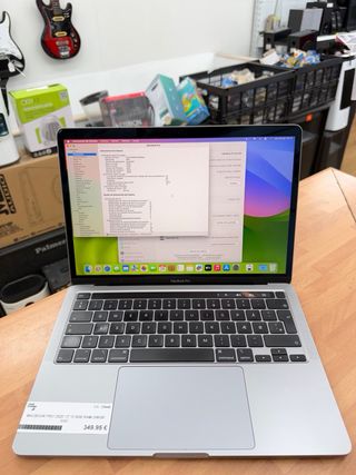 MacBook Pro 2020 13” i5 8GB RAM 256GB SSD