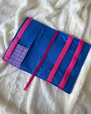 Funda libro ajustable