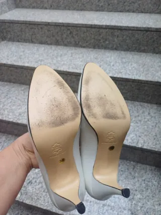 Scarpe décolleté in pelle bianca