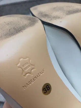 Scarpe décolleté in pelle bianca