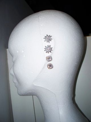 Orecchini luminosi con strass