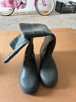 Botas de agua verdes talla 44 (2 unidades)