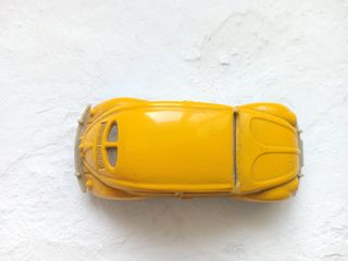 Carro Corgi Volkswagen Beetle Amarelo