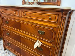 Dormitorio Matrimonio Completo Tallado en Madera