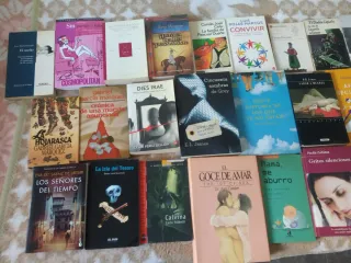 57 libros , varios títulos y estilos