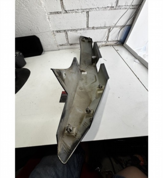 CARENADO TRASERO IZQ. BMW C400X