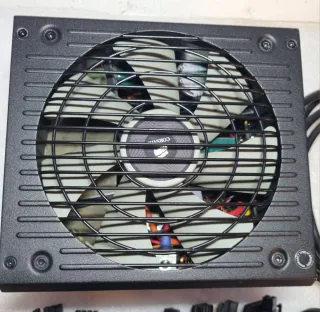 Corsair RM650 Alimentatore PC