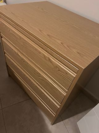 Cajonera de madera color beige/marrón