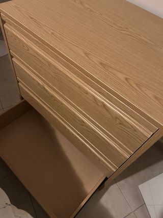 Cajonera de madera color beige/marrón