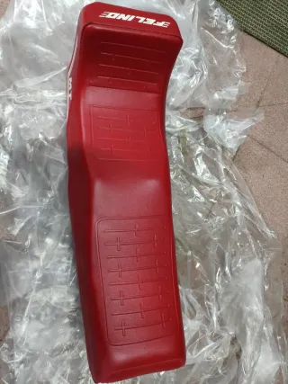 Asiento Mobylette Rojo MT