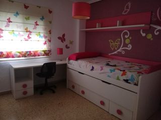 Escritorio blanco infantil con cajones