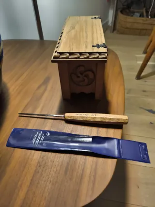 Caja Madera Roble Arte Vasco Hecha a mano