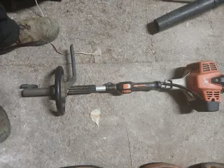 Desbrozadora Naranja y Negra