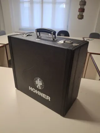 Acordeón Hohner Concerto II S Rojo